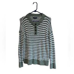 American eagle sweater- green stripped - XS